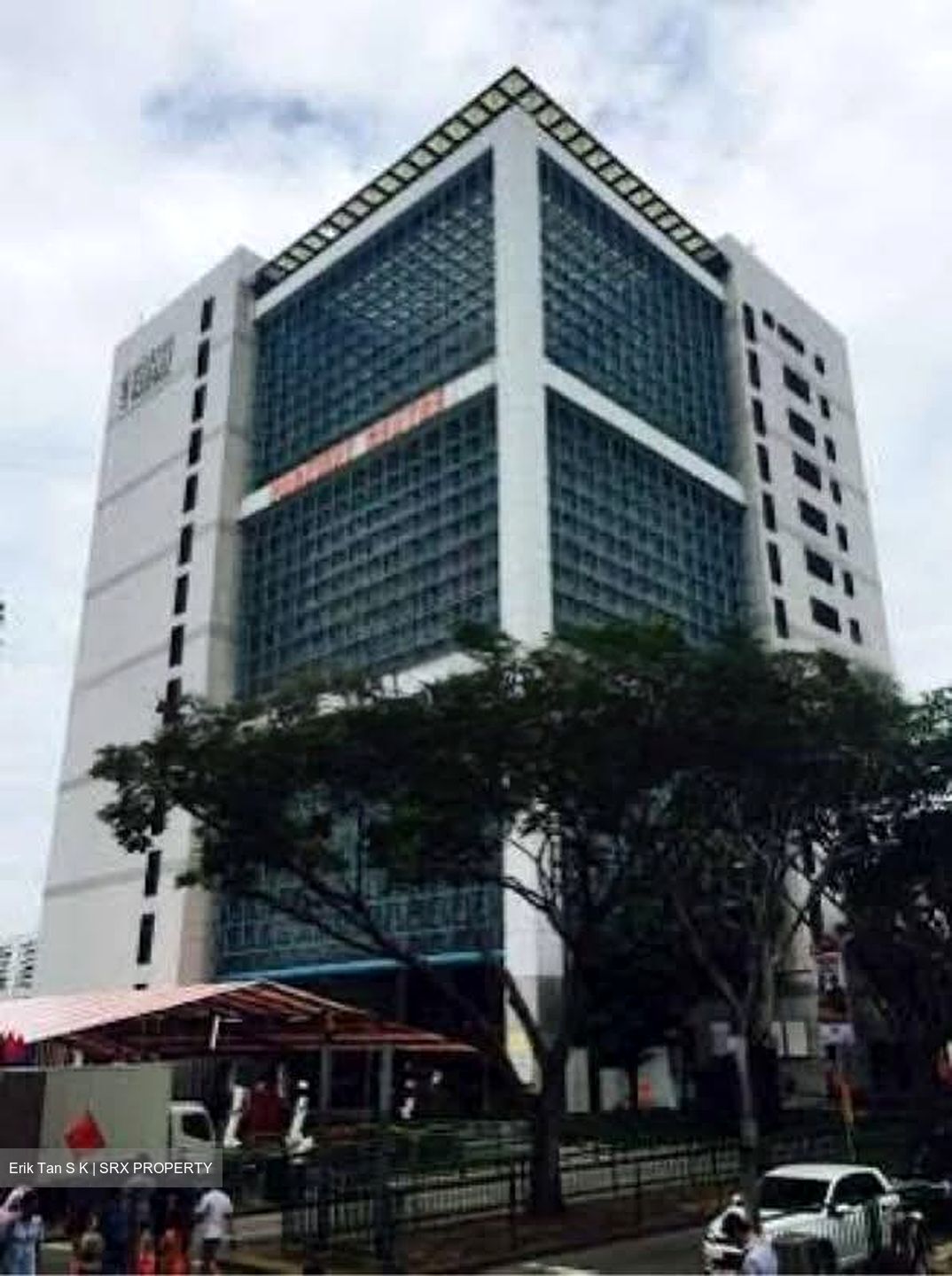 Parkway Centre (D15), Retail #607877261